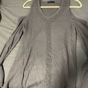 sequin cold shoulder knit blouse - new